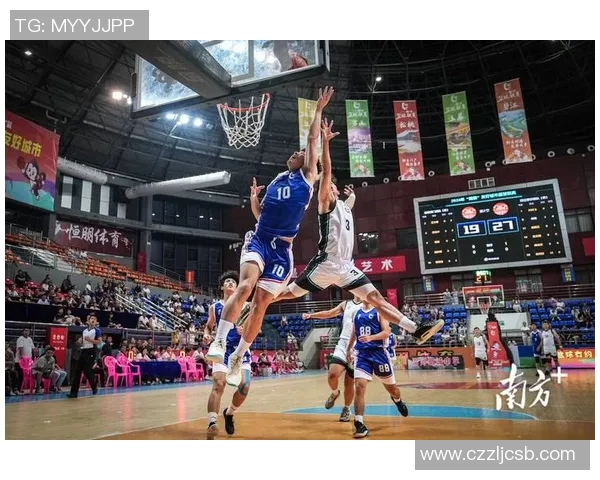 四川蓝鲸迎战福建球队期待精彩对决展现篮球魅力与团队精神 四川蓝鲸迎战福建球队期待精彩对决展现篮球魅力与团队精神